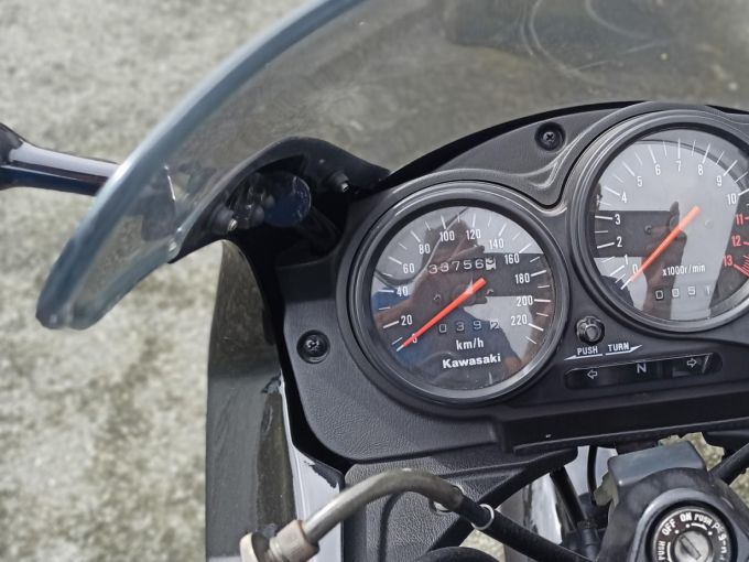 KAWASAKI GPZ 500 S 4