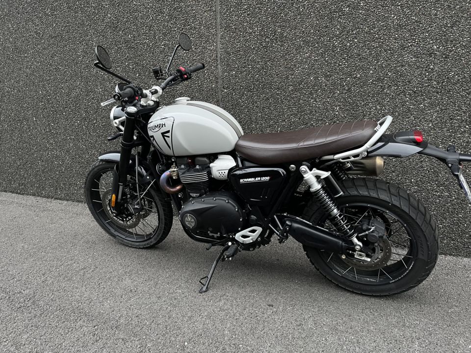 TRIUMPH SCRAMBLER 1200 4