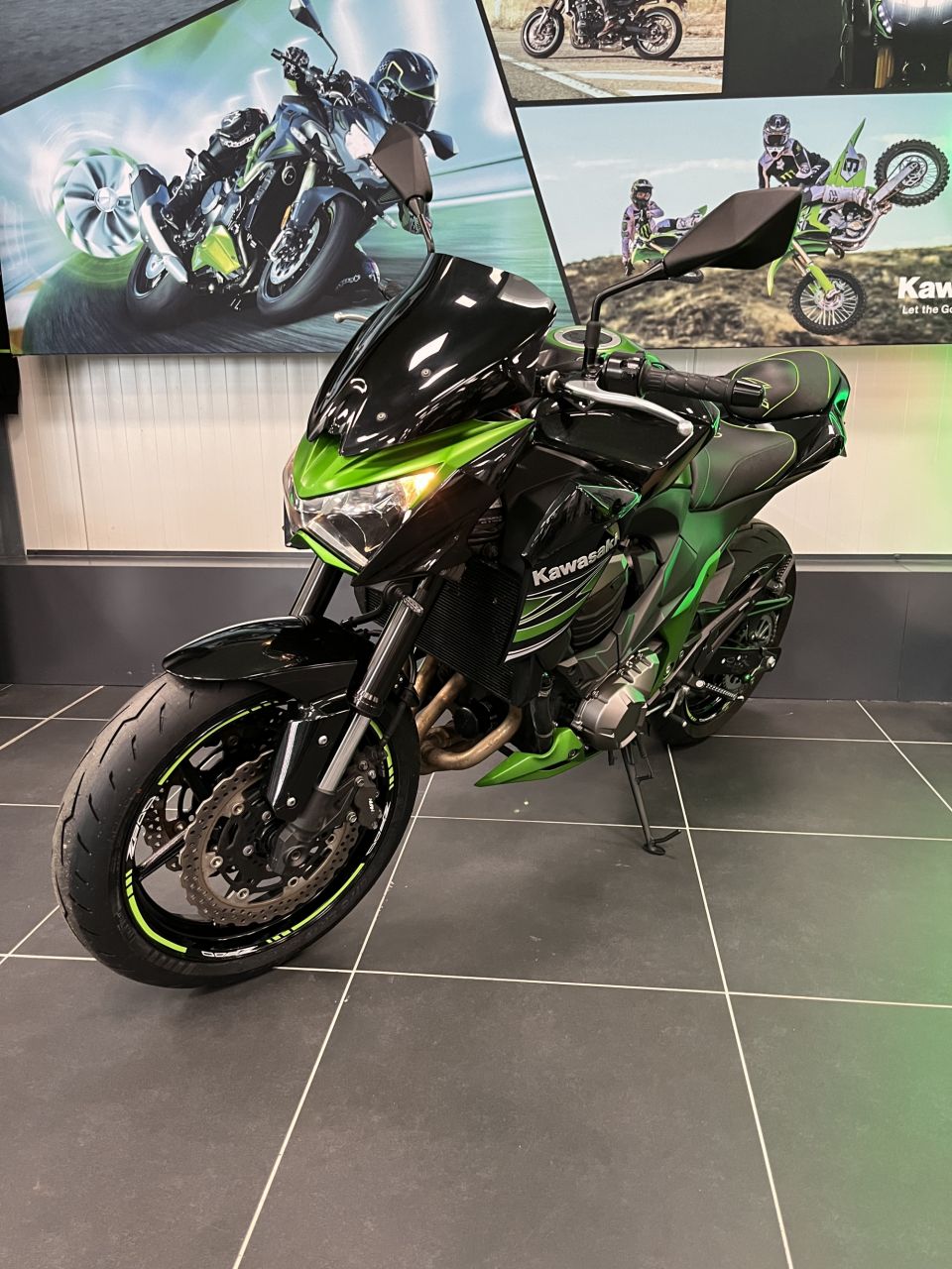 KAWASAKI Z 800 4