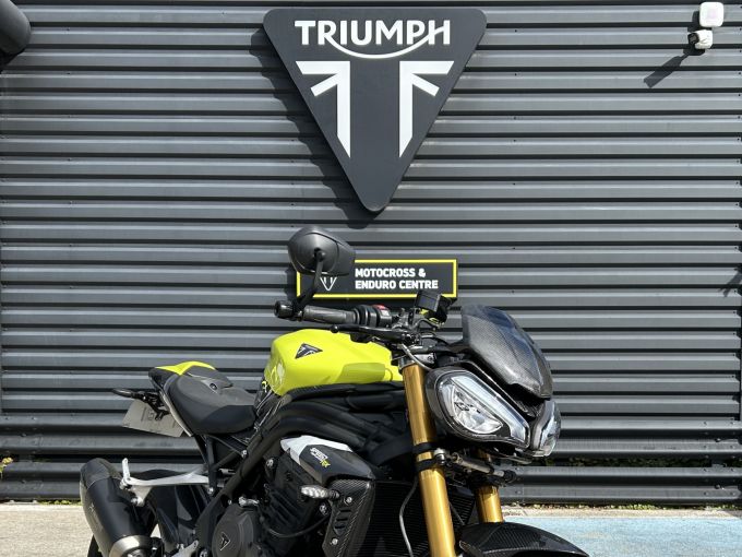 TRIUMPH Speed Triple 1200 RX 4
