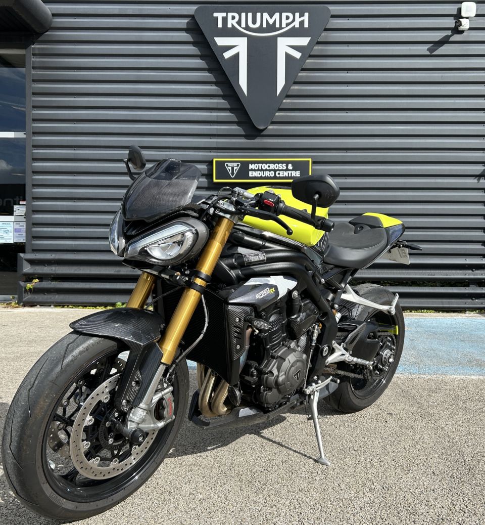 TRIUMPH Speed Triple 1200 RX 4