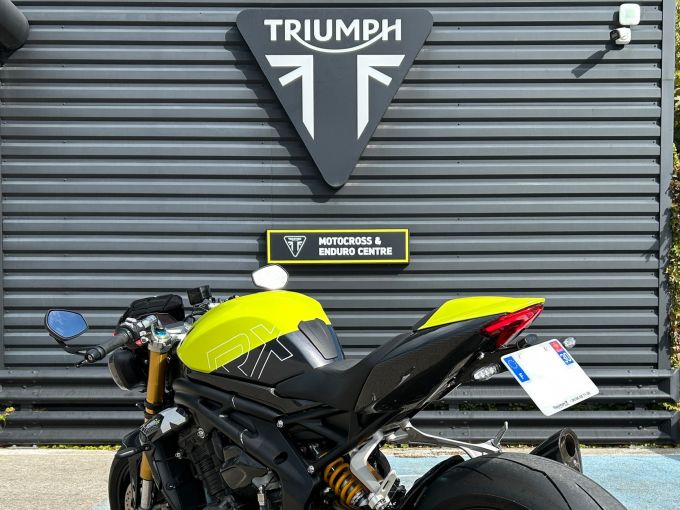 TRIUMPH Speed Triple 1200 RX 4