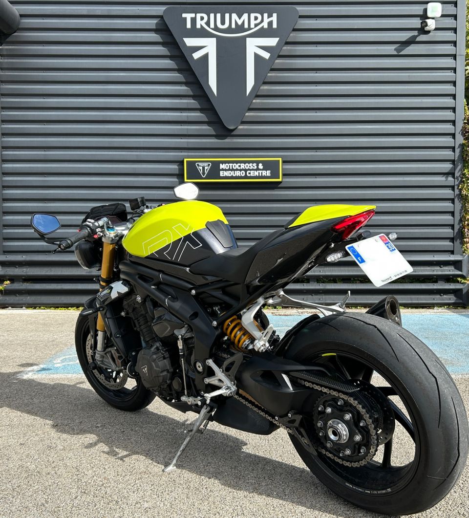 TRIUMPH Speed Triple 1200 RX 4