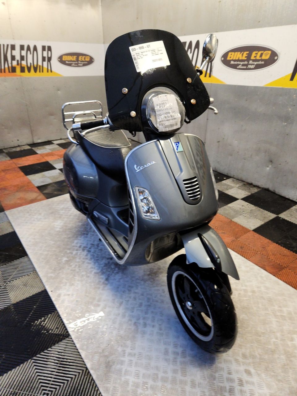 VESPA GTS 125IE SUPER 4