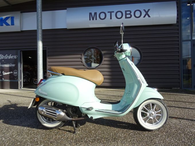 VESPA PRIMAVERA 125 4