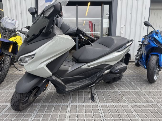 HONDA NSS FORZA 125 4