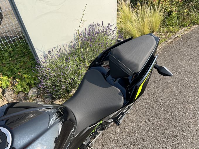 KAWASAKI Z400 4