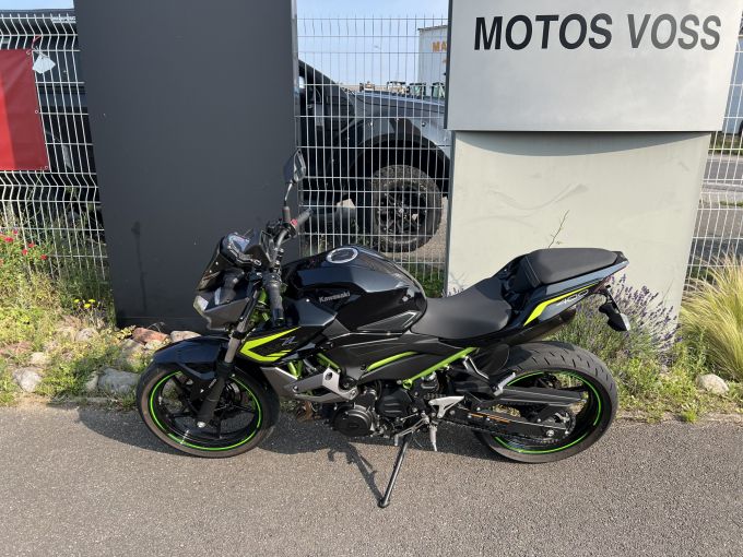 KAWASAKI Z400 4