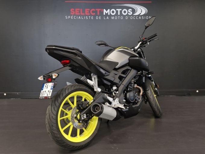 YAMAHA MT-125 ABS 4