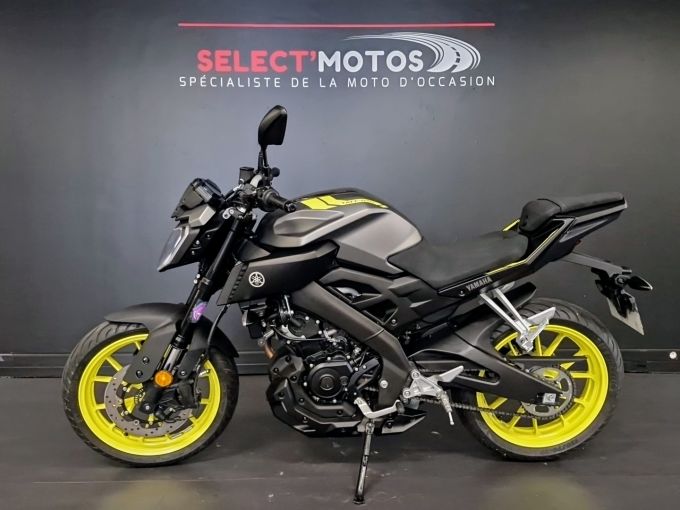 YAMAHA MT-125 ABS 4