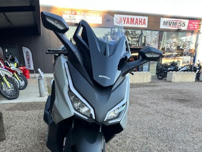 HONDA NSS FORZA  125AD 4
