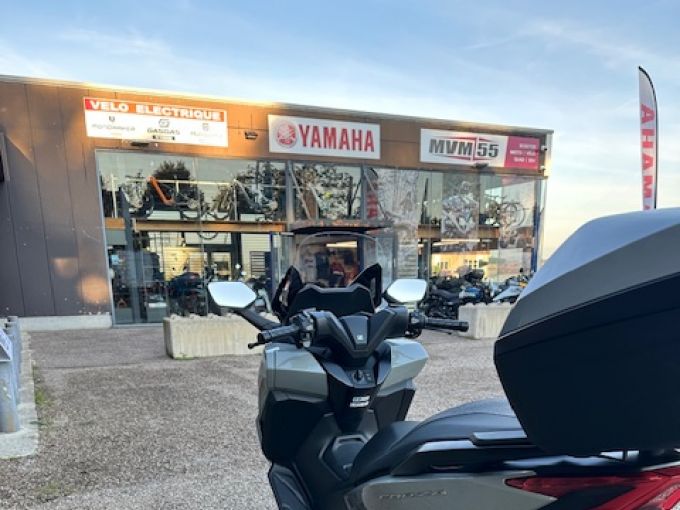 HONDA NSS FORZA  125AD 4