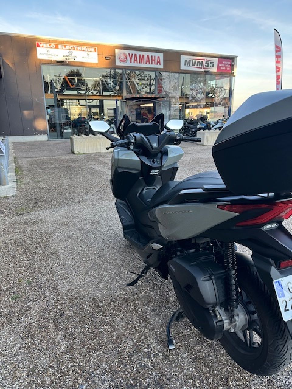 HONDA NSS FORZA  125AD 4