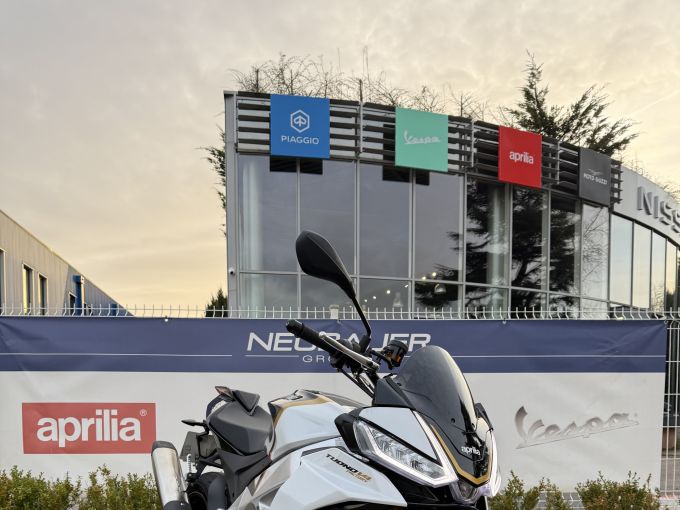 APRILIA TUONO 1100 V4 FACTORY 4
