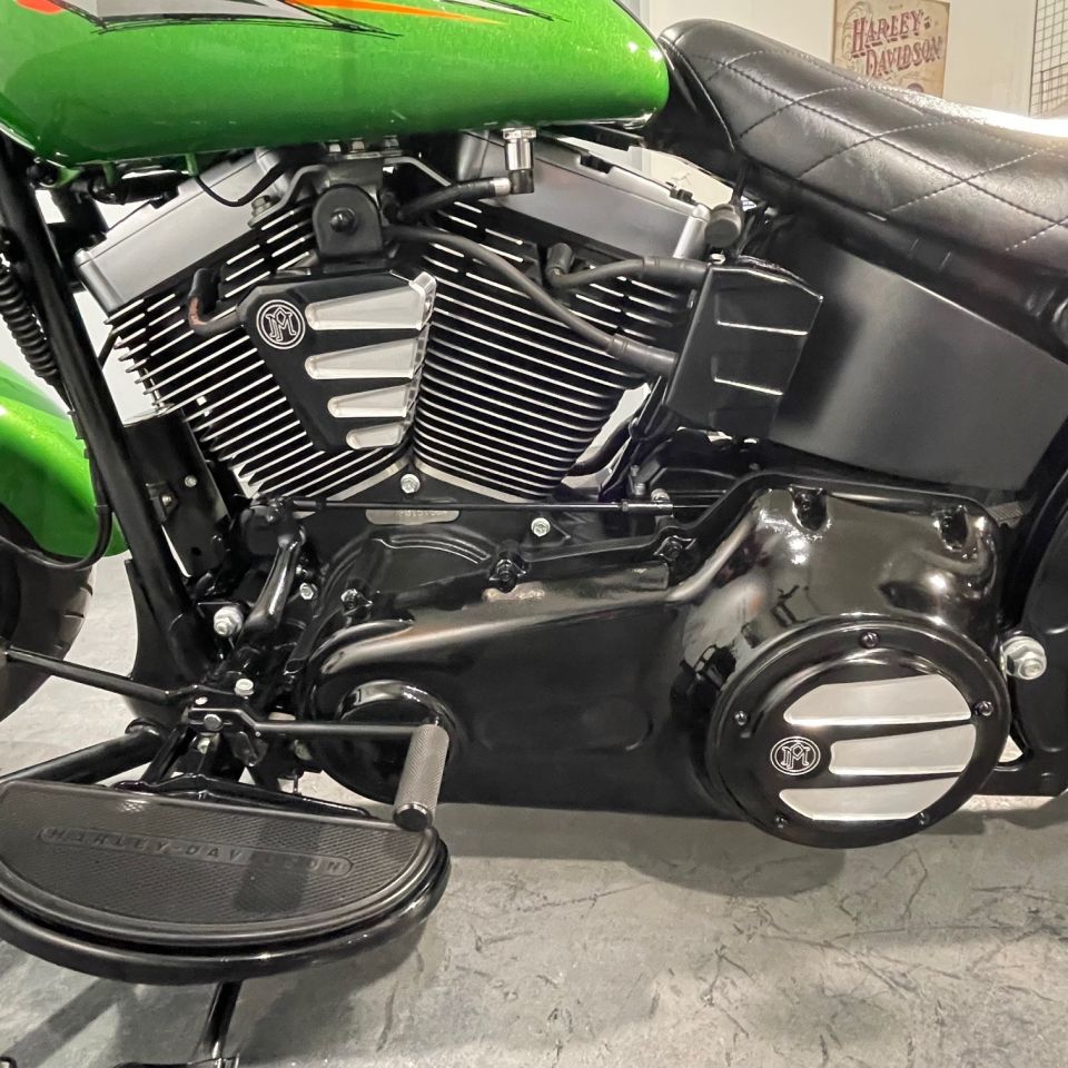 HARLEY-DAVIDSON SOFTAIL FAT BOY 1690 4