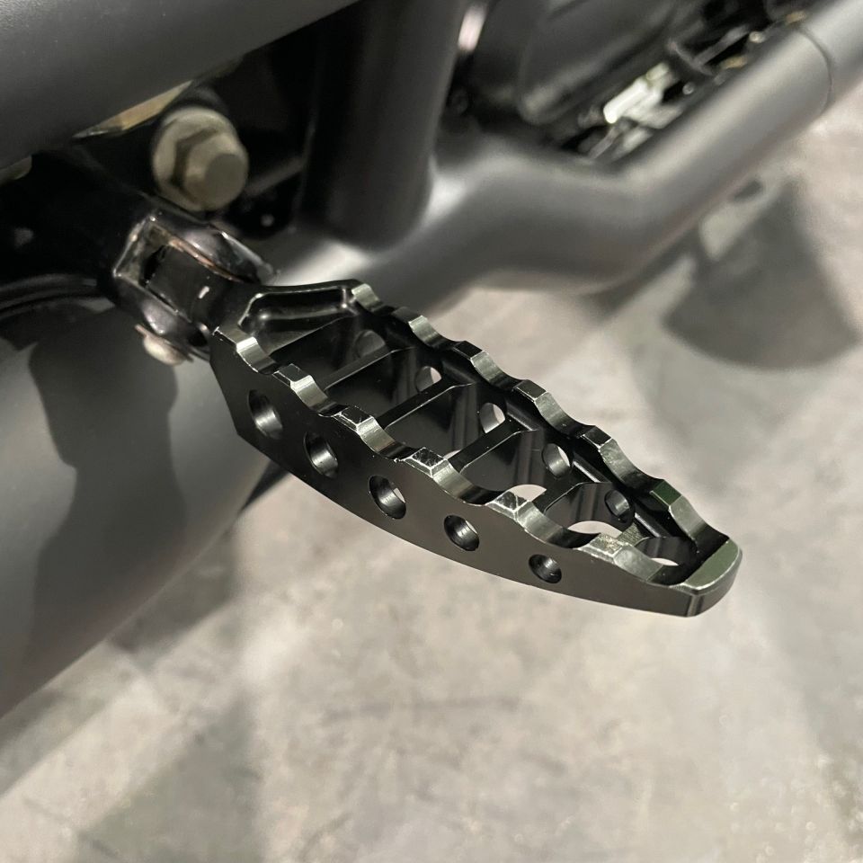 HARLEY-DAVIDSON SOFTAIL FAT BOY 1690 4