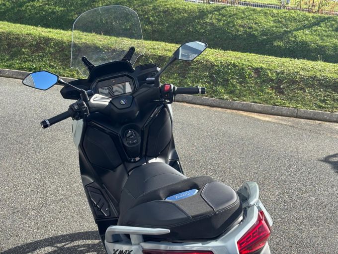 YAMAHA XMAX 125 TECHMAX + 4