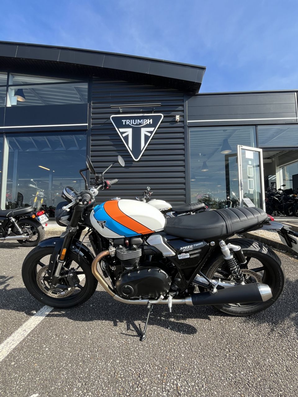 TRIUMPH SPEED TWIN 900 4