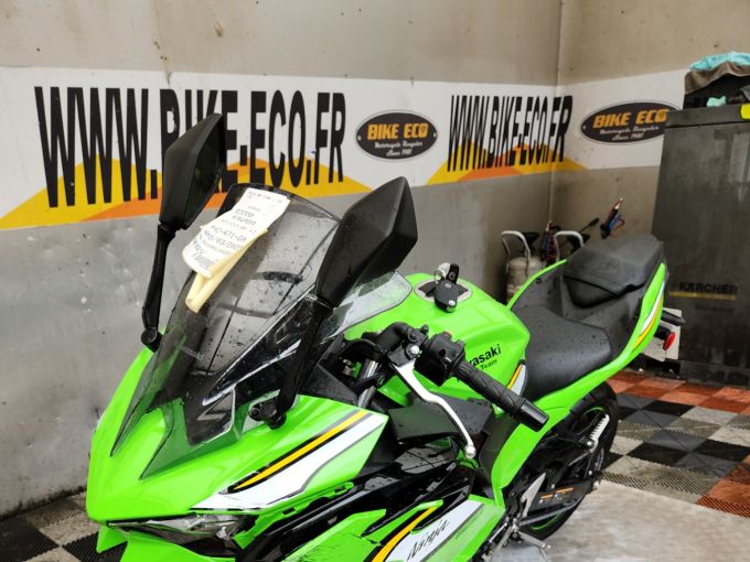 KAWASAKI NINJA 500 KRT 4