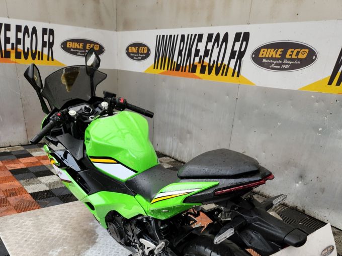 KAWASAKI NINJA 500 KRT 4