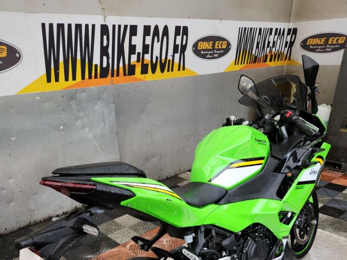 KAWASAKI NINJA 500 KRT 4