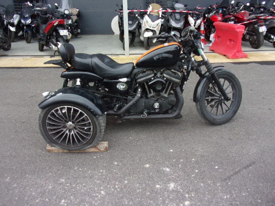 HARLEY-DAVIDSON TRIKE 900 4