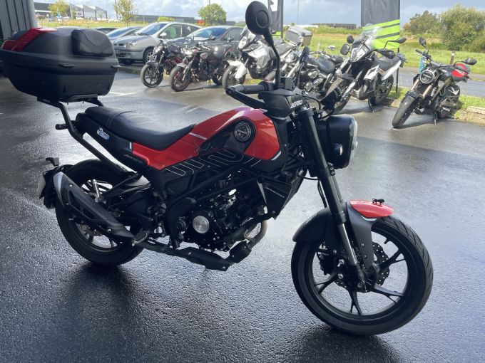 BENELLI BN 125 4