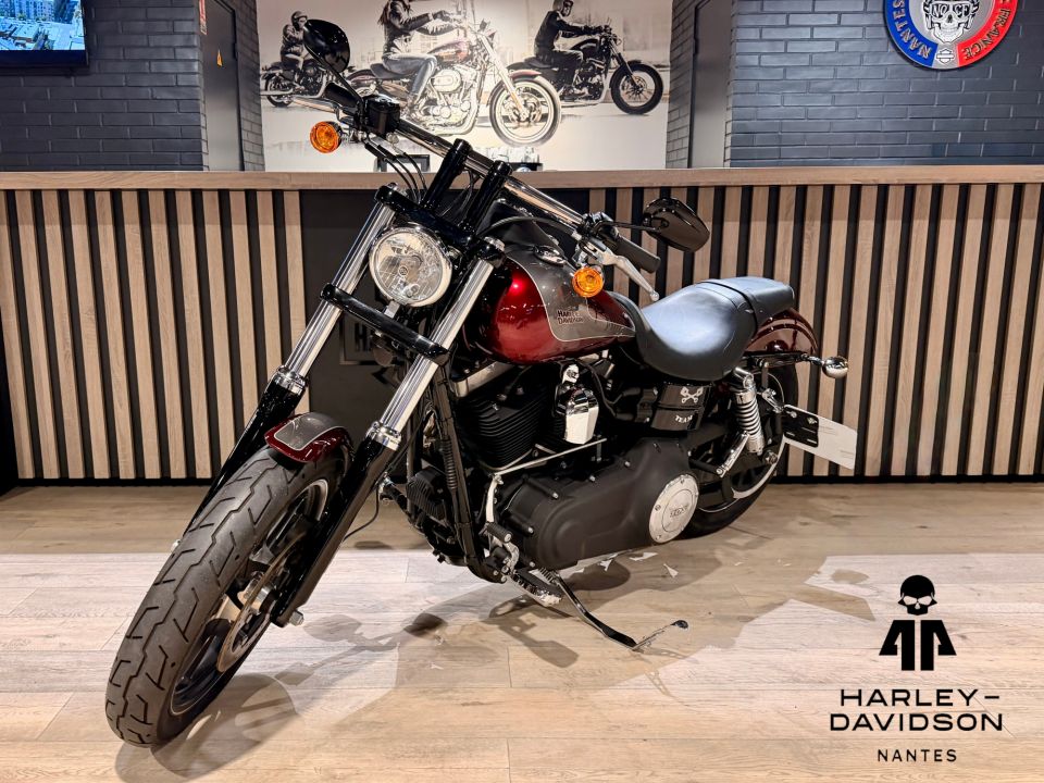 HARLEY-DAVIDSON DYNA STREET BOB 1690 4