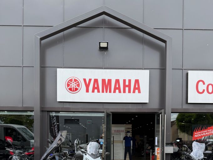 YAMAHA TRACER 9 GT + 4