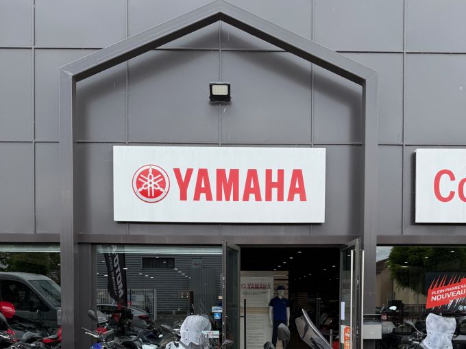 YAMAHA TRACER 9 GT + 4