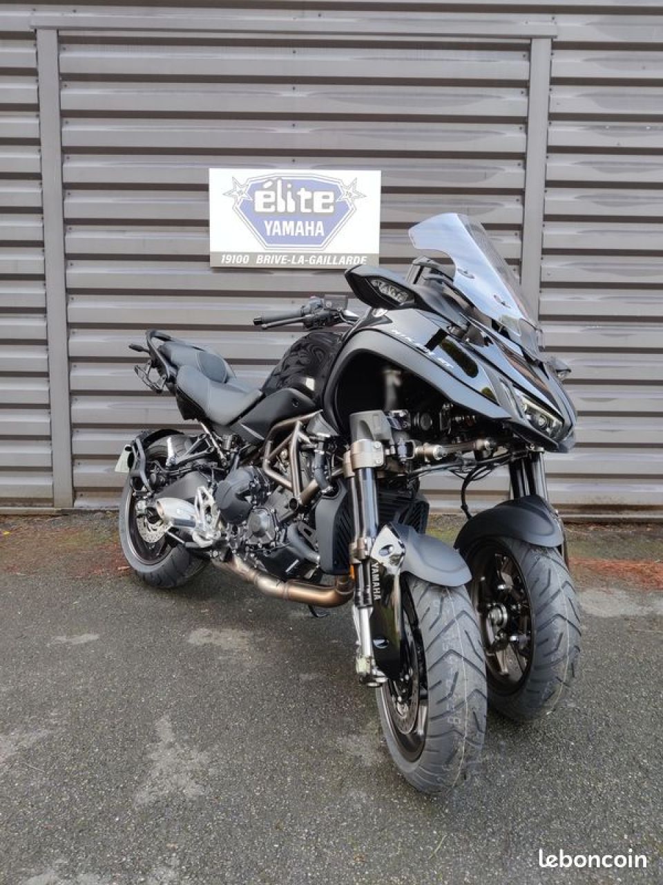 YAMAHA NIKEN 850 GT 4