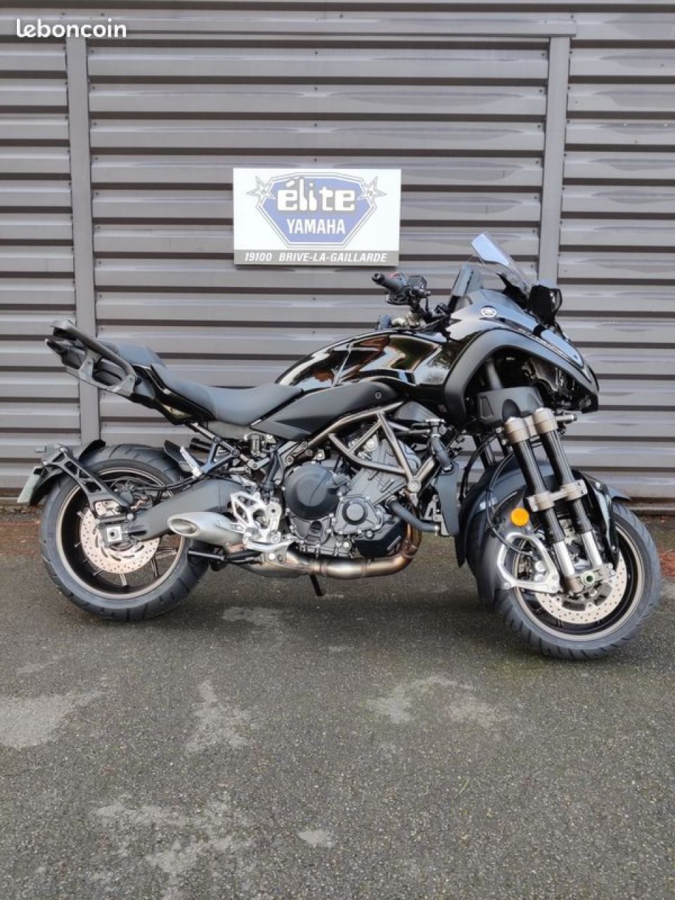 YAMAHA NIKEN 850 GT 4