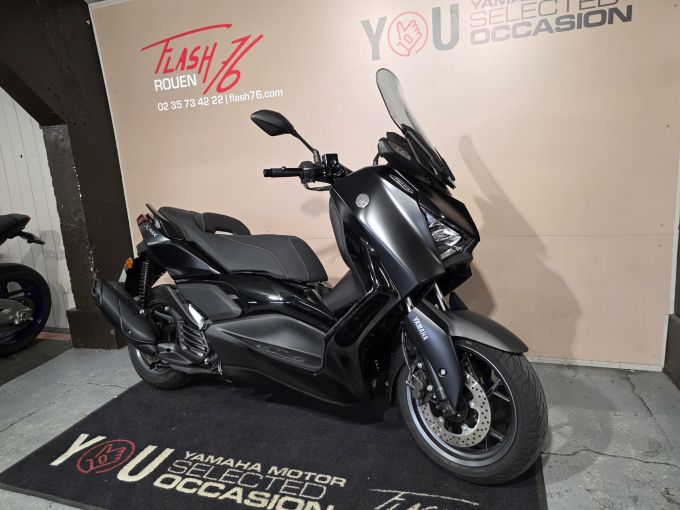 YAMAHA XMAX 125 TECH MAX 4