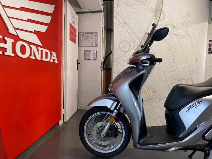HONDA SH 125I 4