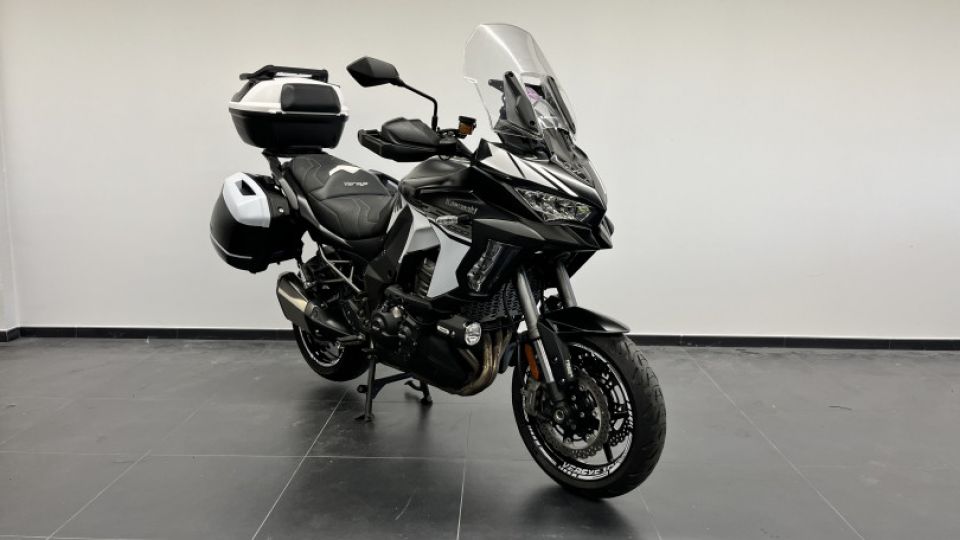 KAWASAKI VERSYS 1000 SE GT 4