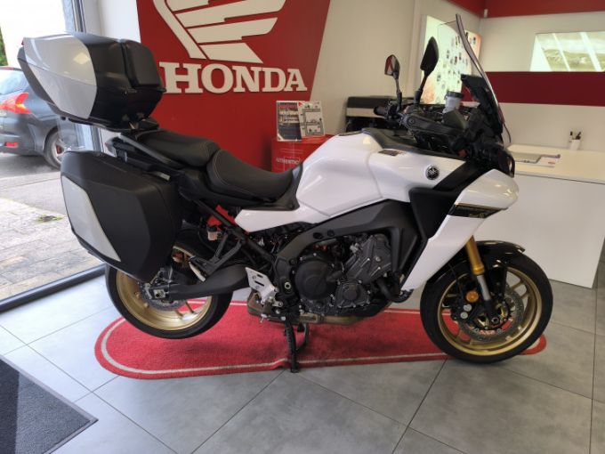 YAMAHA TRACER 9 GT 4