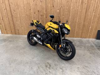 TRIUMPH STREET TRIPLE 765 RS - 2024