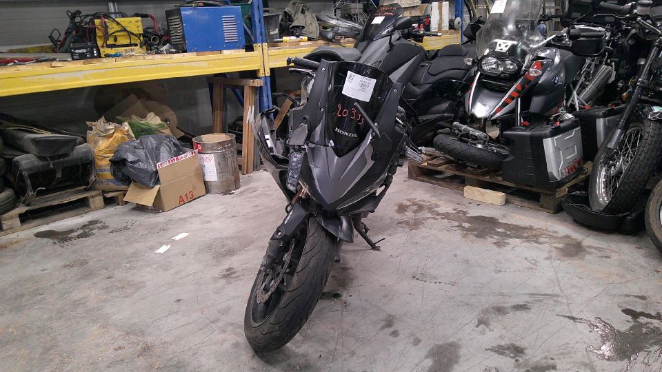 HONDA CBR 500 R 4