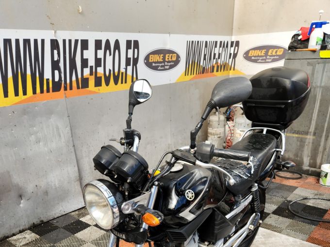 YAMAHA YBR 125 4