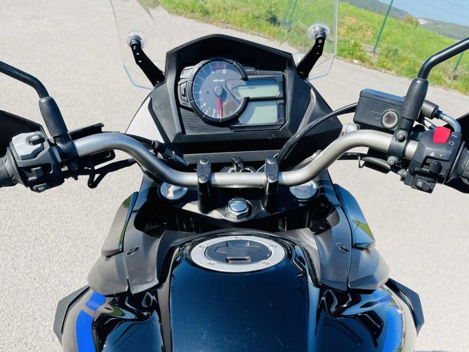 SUZUKI DL V-STROM 650XT 4