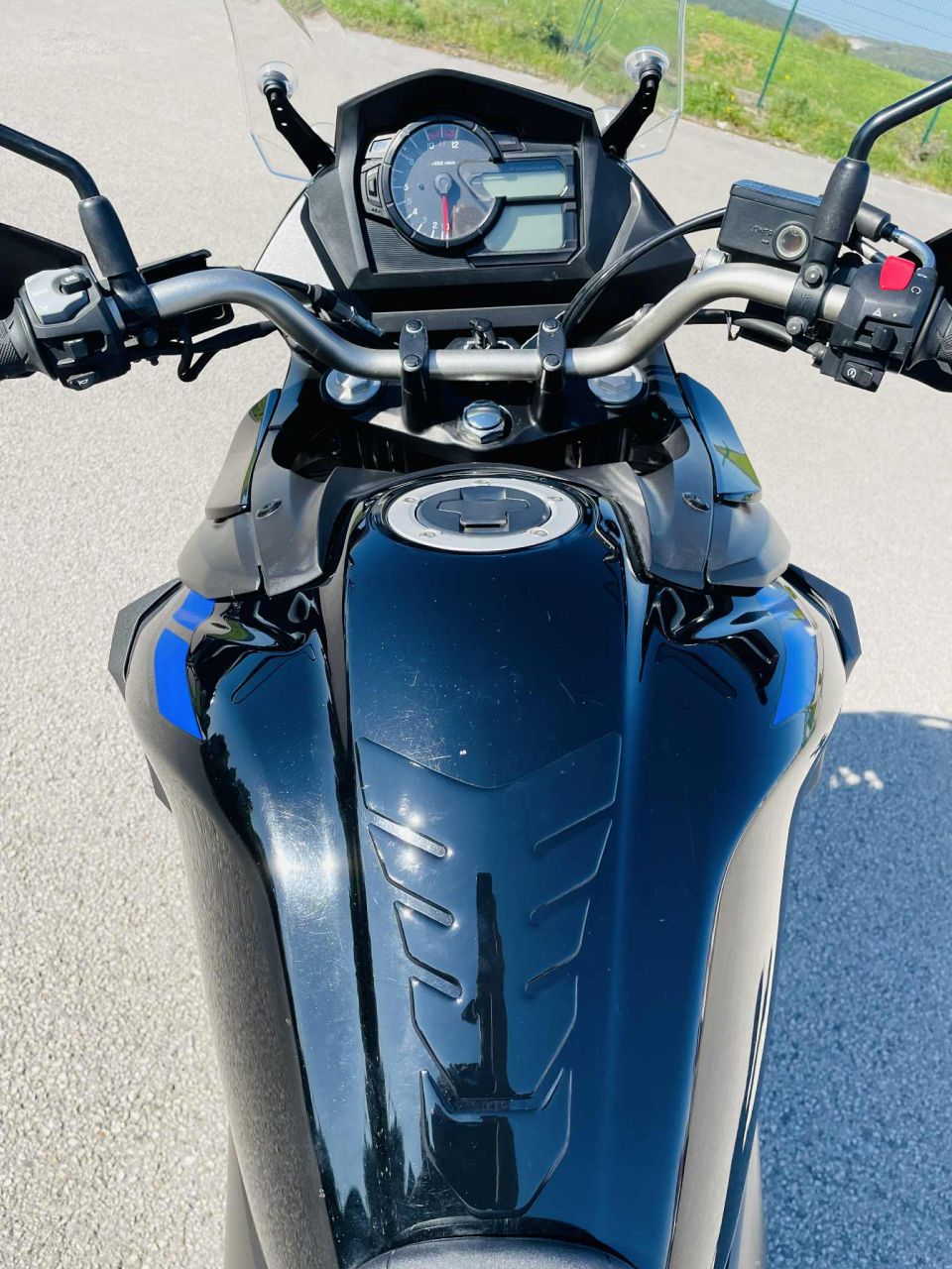 SUZUKI DL V-STROM 650XT 4