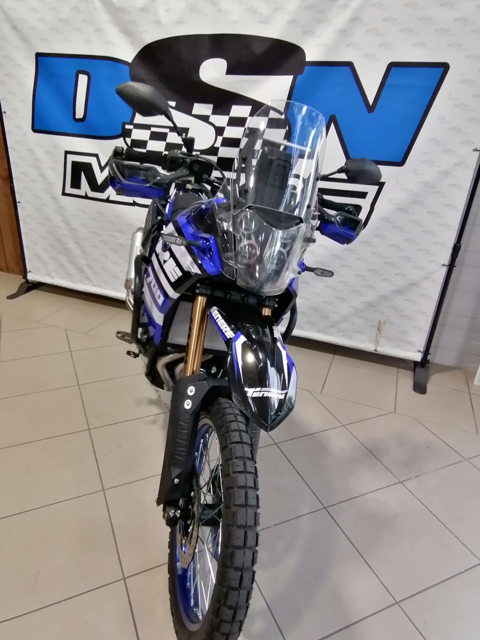 YAMAHA XTZ TENERE 700 4