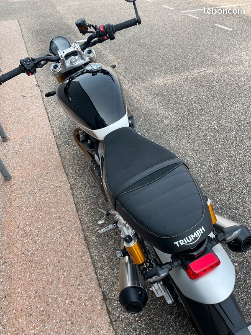 TRIUMPH SPEED TWIN 1200 4