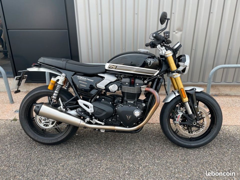 TRIUMPH SPEED TWIN 1200 4