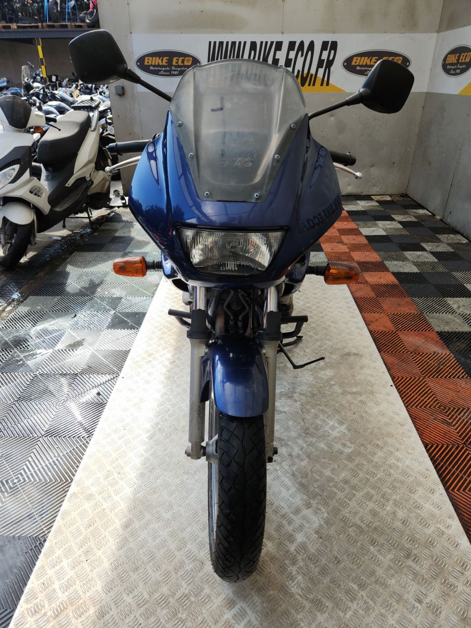 YAMAHA XJ 600 DIVERSION 4