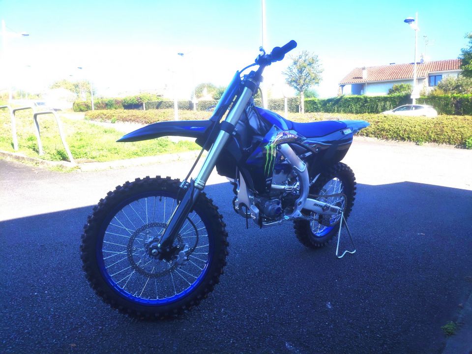 YAMAHA YZ250F MONSTER ENERGY 4