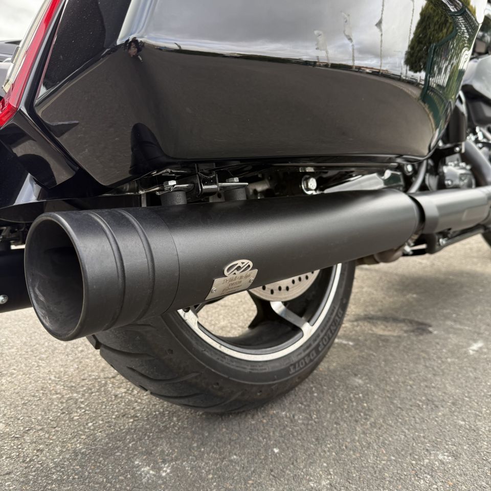 HARLEY-DAVIDSON TOURING STREET GLIDE 1923 4