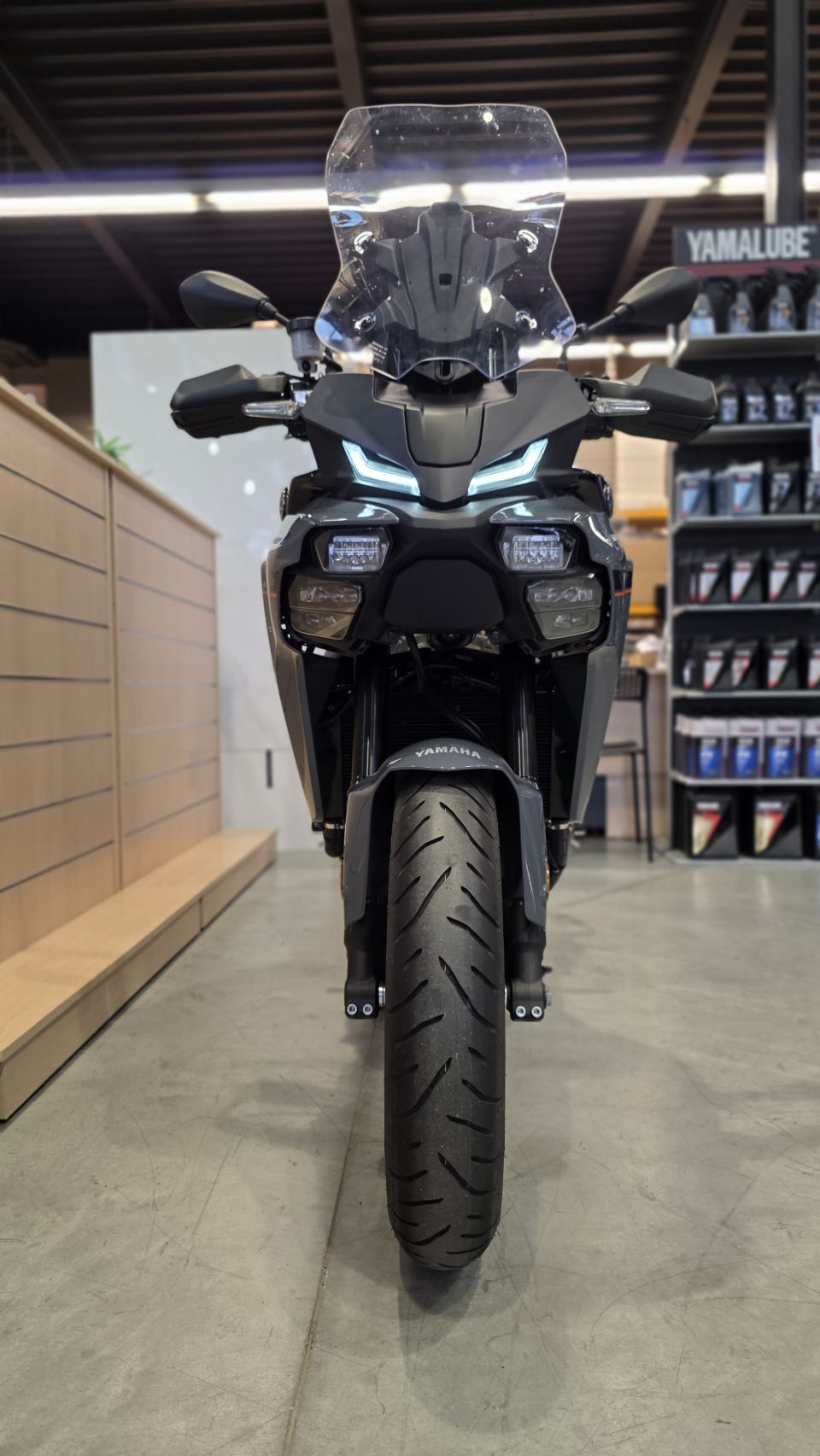 YAMAHA TRACER 9 Y-AMT 4