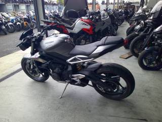 TRIUMPH STREET TRIPLE 765 RS - 2017