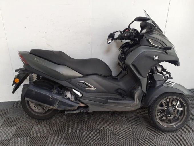 YAMAHA TRICITY 300 4